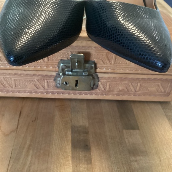 Jessica Simpson Lovvey Black Reptile Embossed D’orsay Pointy Toed 3.5” Heels 7.5 - Picture 3 of 10